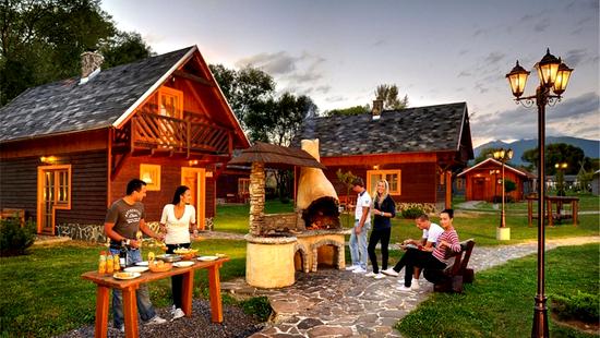 👀Kam to bude? Akční letenky levně od 490 Kč✈ 38 Holiday Village Tatralandia