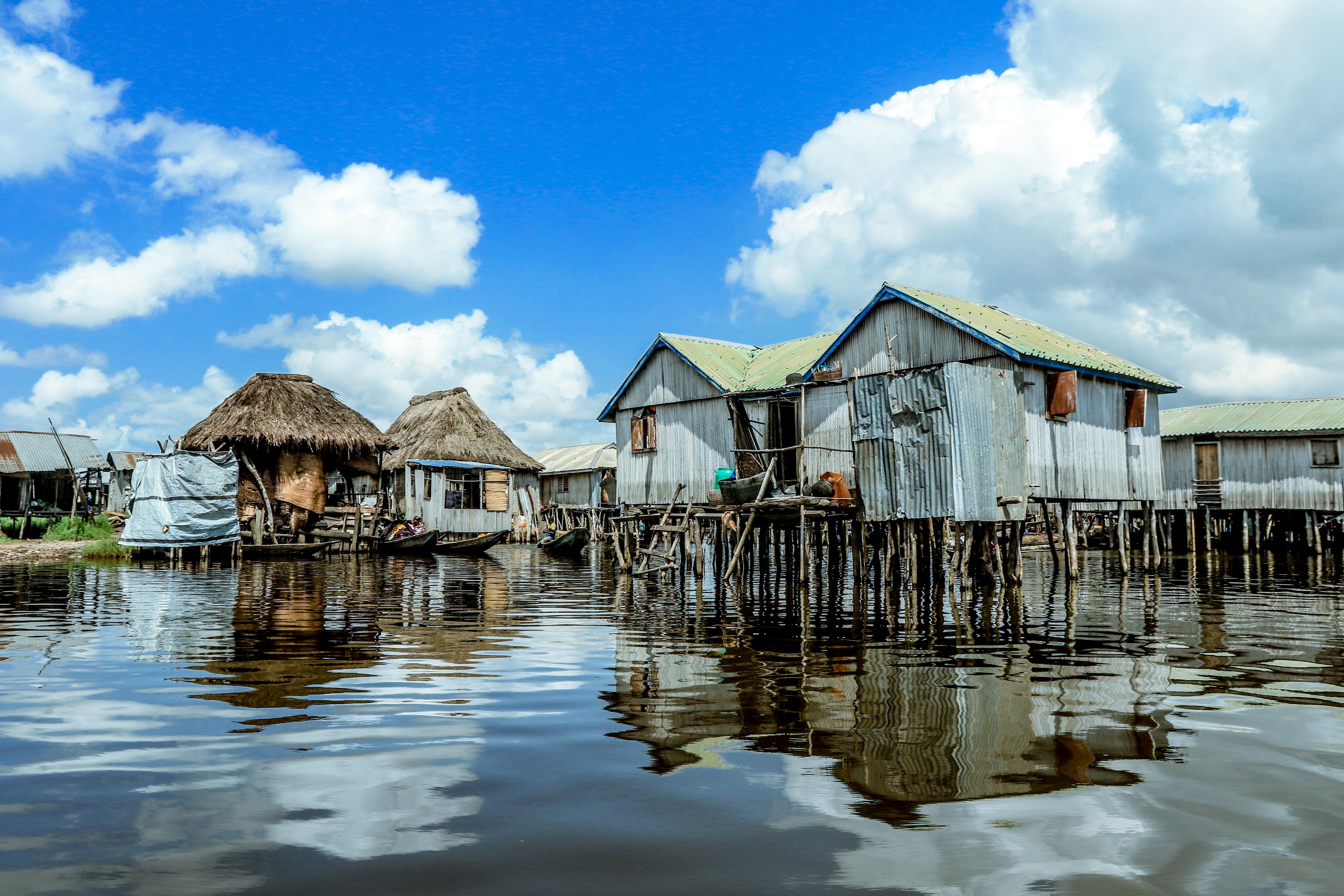 Water villages. Бенин Африка. Бенин достопримечательности. Бенин Африка достопримечательности. Фотографии страны Бенин.