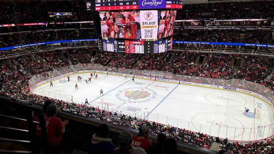 Lacná dovolenka Spojené štáty – NHL, NBA a NFL v Chicagu s Mišom Handzušom – NHL, NBA a NFL v Chicagu s Mišom Handzušom