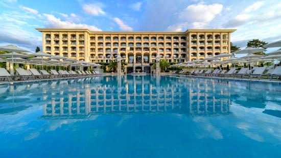 Zľava na pobyt Bulharsko-5*Astor Garden